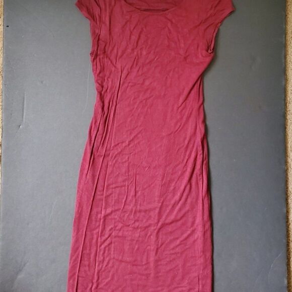 Velvet
Torch Red Tight Fitting Dress - Picture 4 of 10